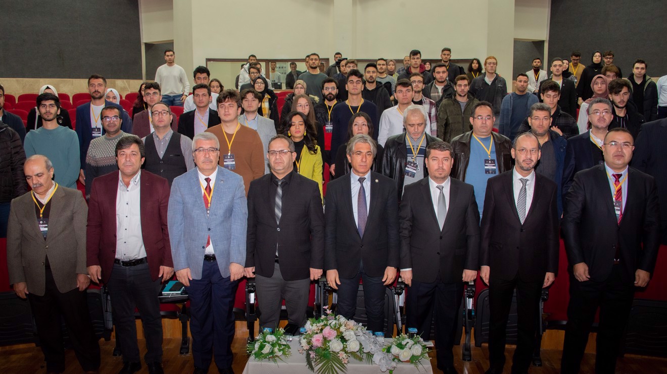 Selçuk Üniversitesi Uluslararası Teknoloji ve İnovasyon Öğrenci Sempozyumu Son Hızıyla Devam Ediyor.